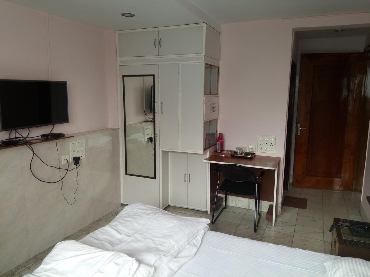 Service Apartments, Park Street, Calcutta Ngoại thất bức ảnh