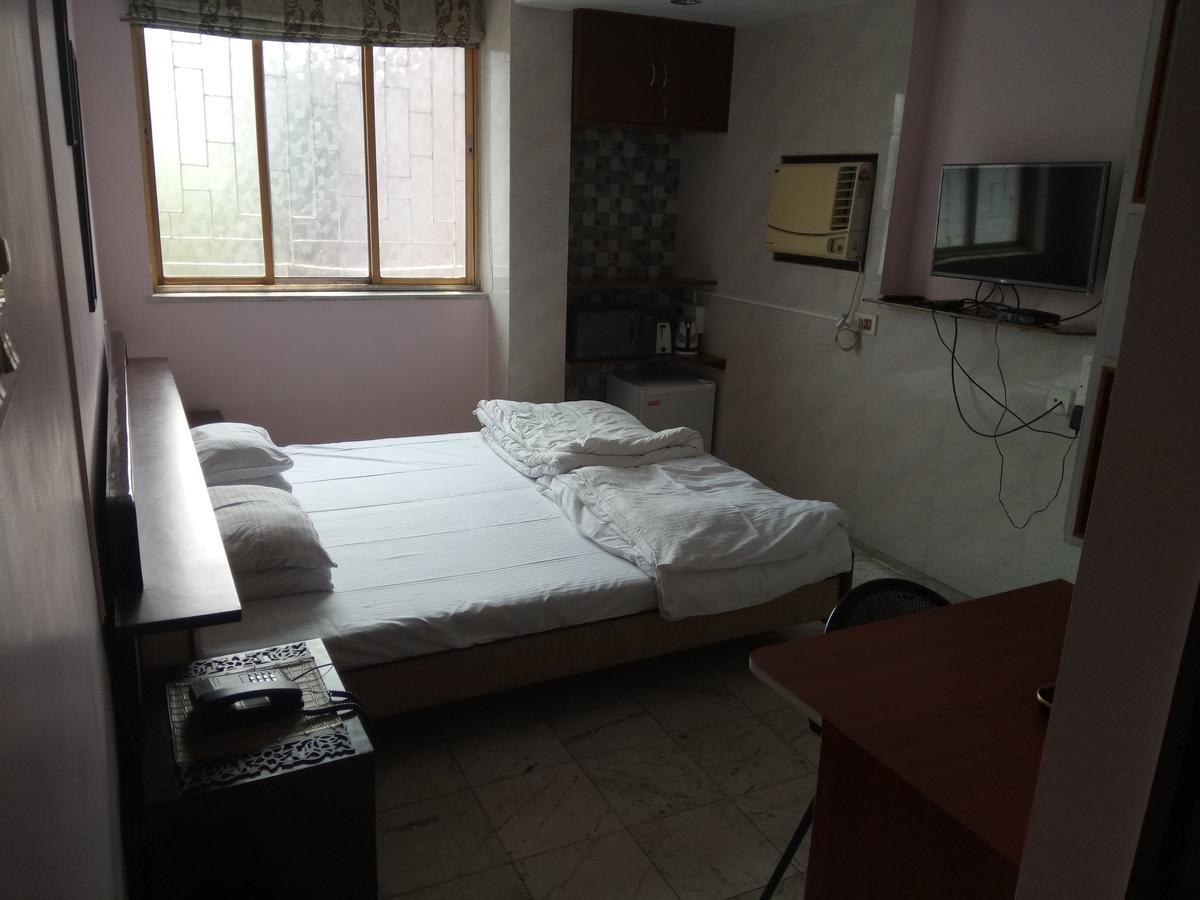 Service Apartments, Park Street, Calcutta Ngoại thất bức ảnh